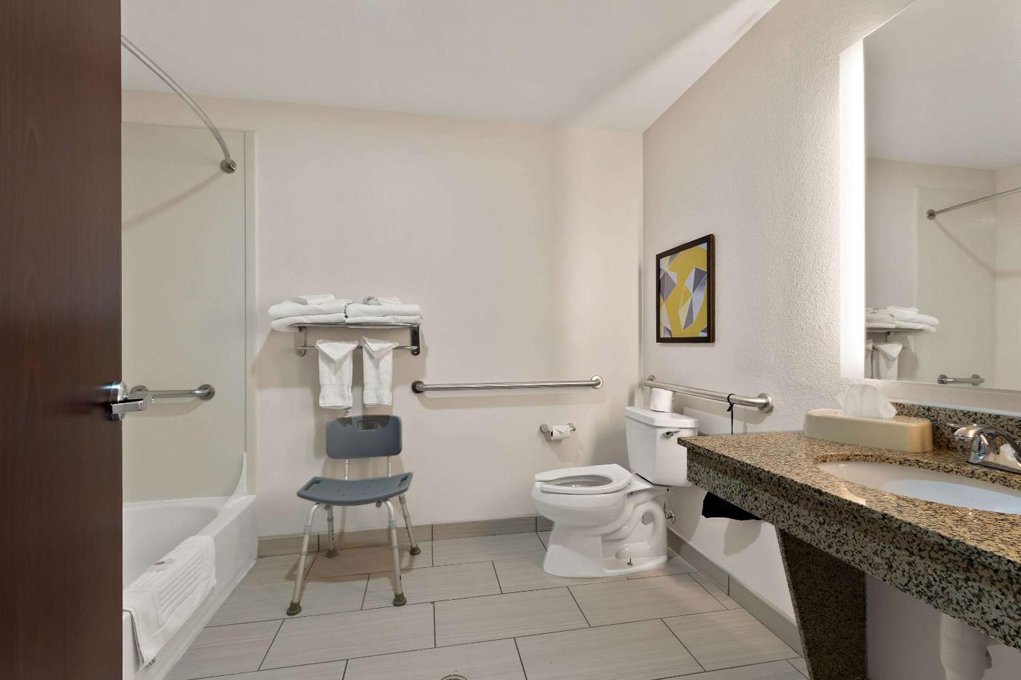 Comfort 3*
